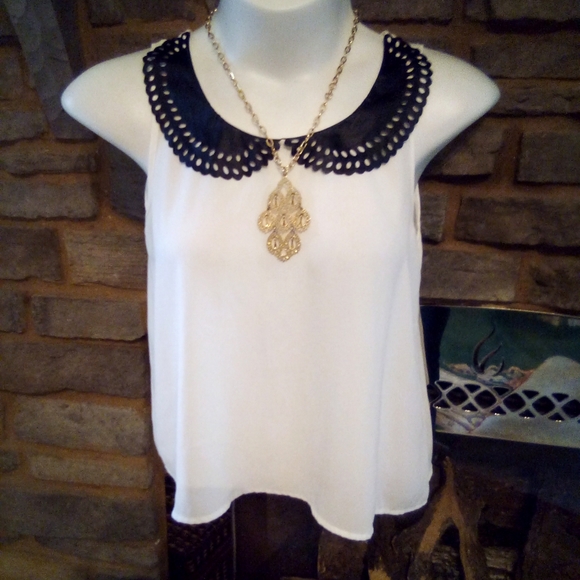 ⚜️New Kiraa Top⚜️ - Picture 2 of 7